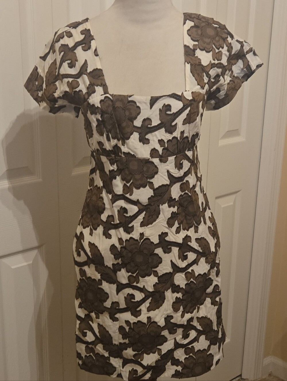 MILLY Square Neck Floral Lace Overlay Dress in Brown and White SZ 4